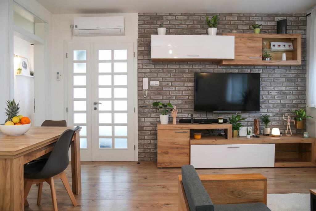 Nusha'S Place Ζάγκρεμπ Εξωτερικό φωτογραφία