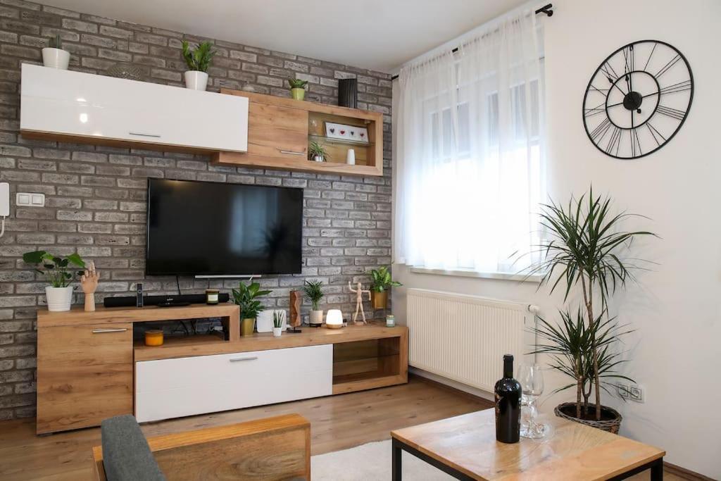 Nusha'S Place Ζάγκρεμπ Εξωτερικό φωτογραφία